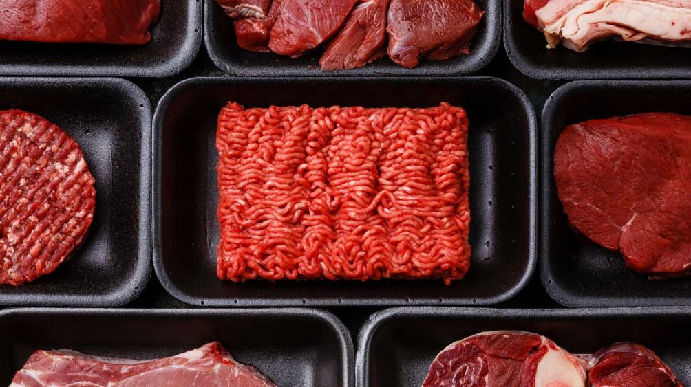 اختلاف ۵۰‌درصدی قیمت گوشت؛ از دامداری تا بازار 