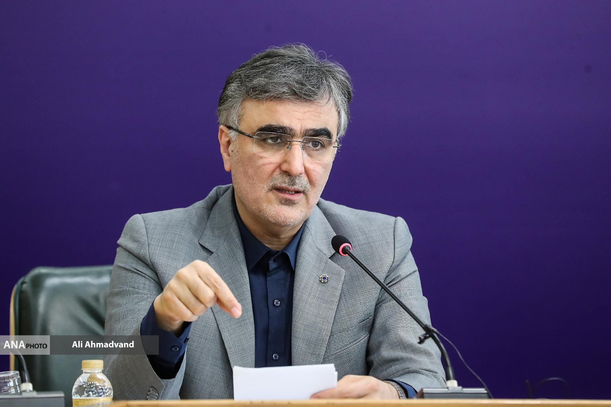 سیاست بانک مرکزی، تثبیت ارز است