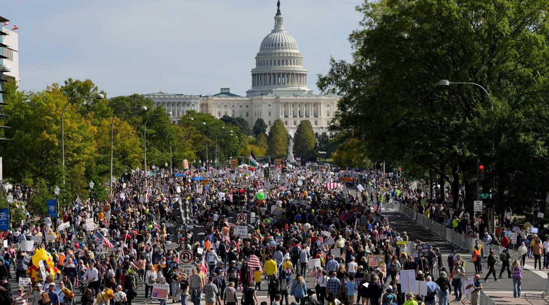 نه به پادشاه!