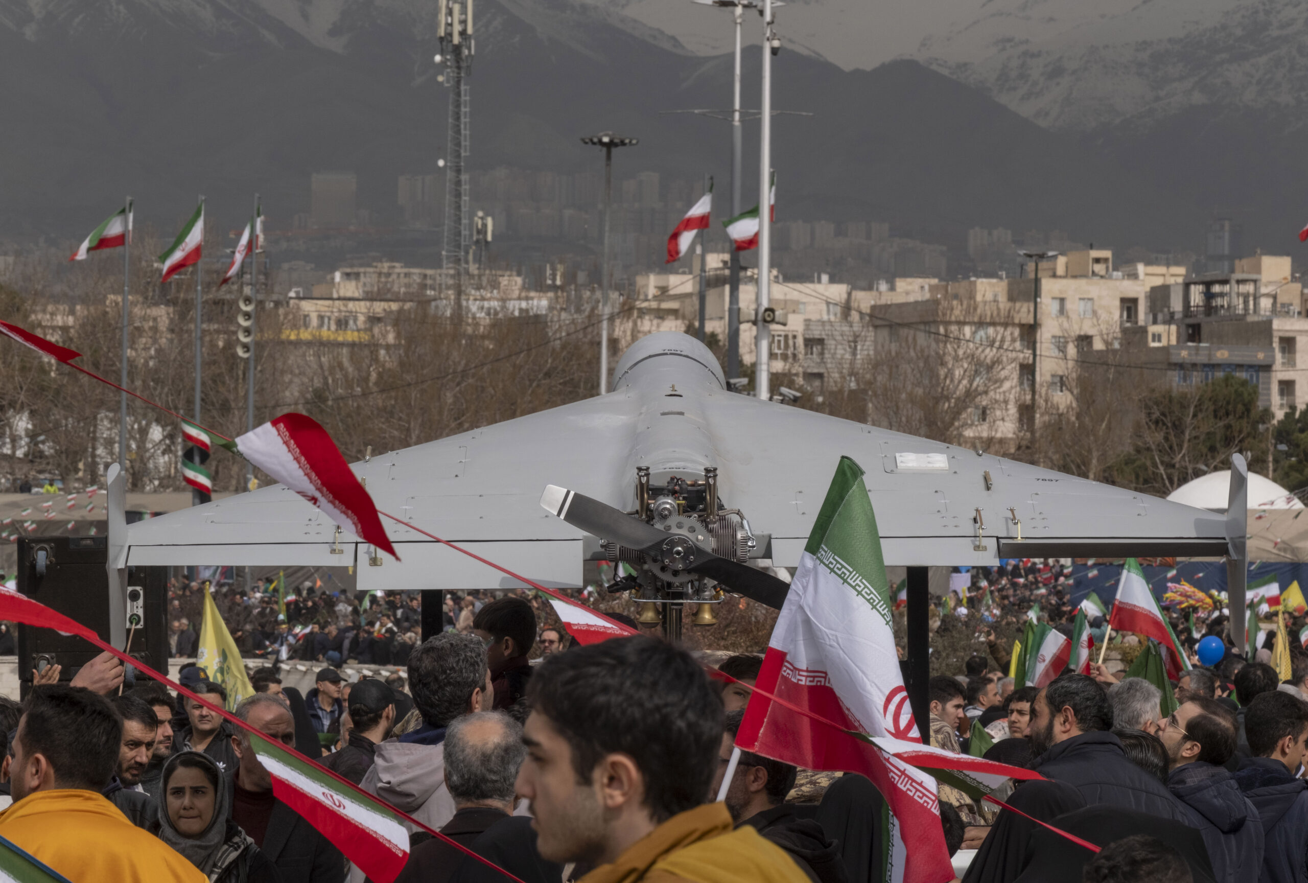 http://sayeh-news.com/Content/1405/07/07/IMG_82231.jpg